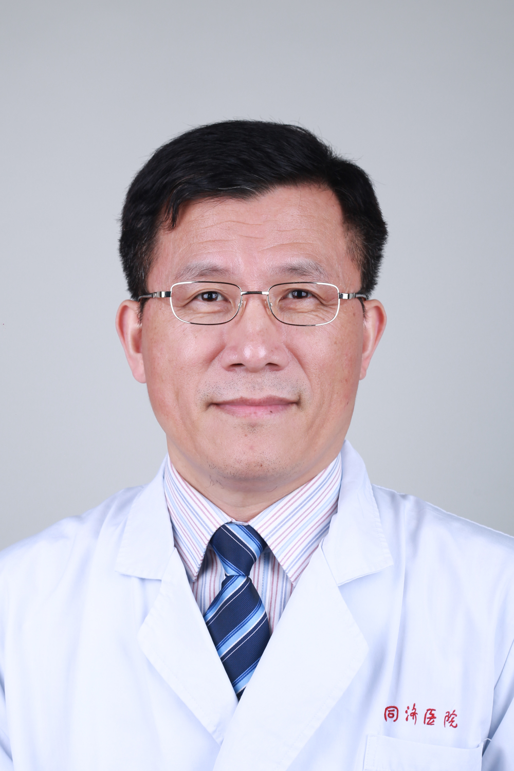 纪亚忠（教授、主任医师、博士生导师）